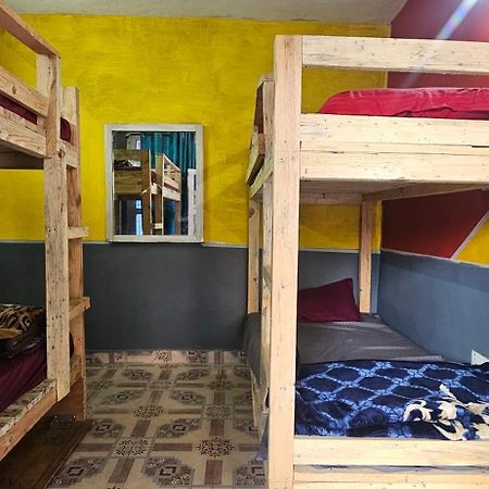 Shanti Cafe & Hostels Kasol Exteriör bild