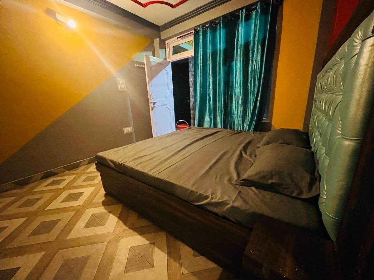 Shanti Cafe & Hostels Kasol Exteriör bild