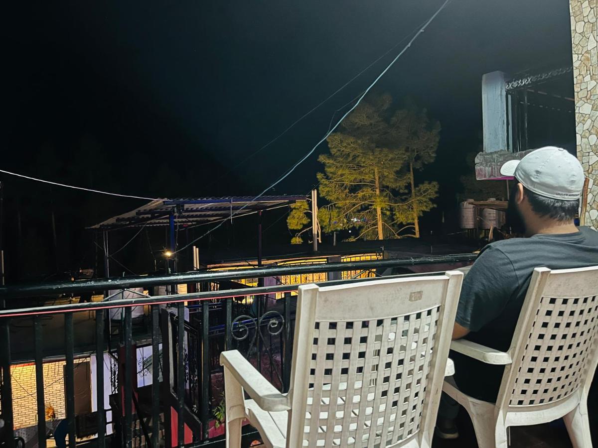 Shanti Cafe & Hostels Kasol Exteriör bild