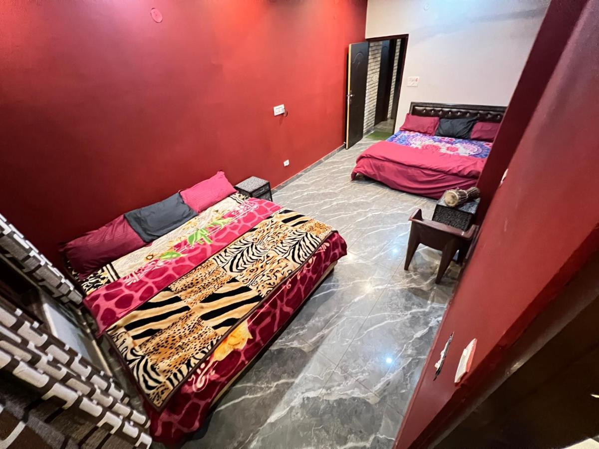 Shanti Cafe & Hostels Kasol Exteriör bild