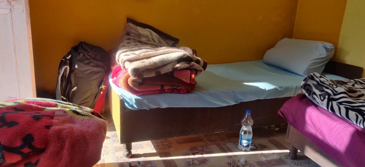 Shanti Cafe & Hostels Kasol Exteriör bild